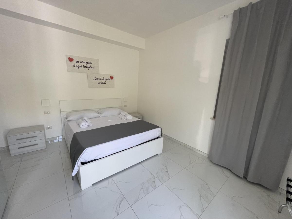 B&B Il Suono Della Campagna Terracina Exterior foto